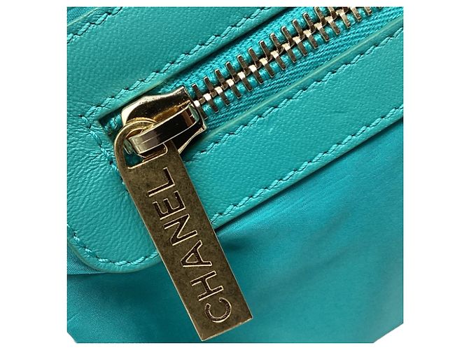 Timeless Bolsa de ombro acolchoada Chanel Large Chesterfield em couro de bezerro turquesa - vista 11