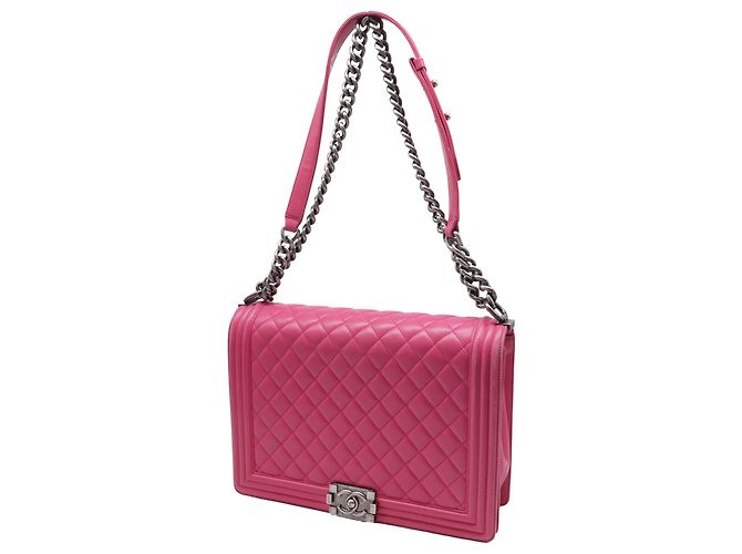 Borsa a tracolla Chanel Boy in pelle di vitello rosa - vista 2