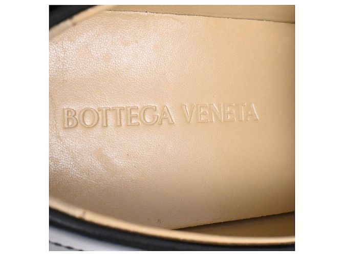 Mocassini Monsieur Bottega Veneta in vernice nera - vista 9