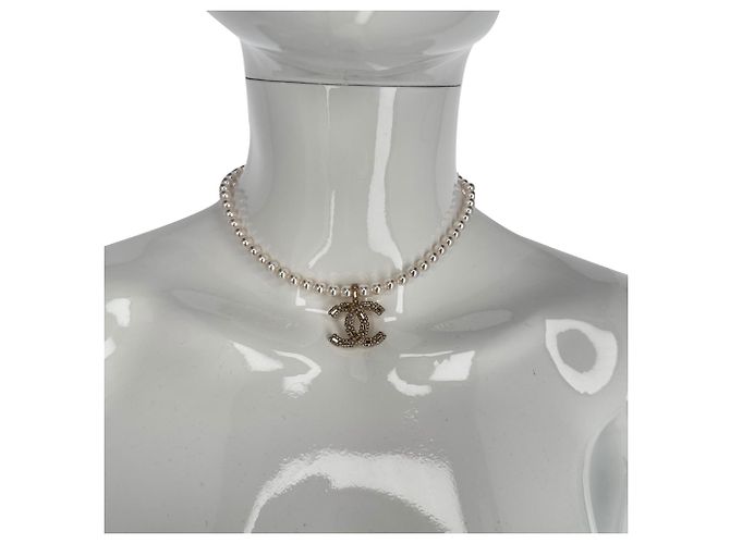 Timeless Collana Chanel CC con perle impreziosite in strass dorato D'oro - vista 2