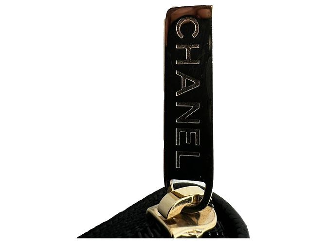 Cartera larga con cremallera Chanel Timeless CC en piel caviar negro - vista 9
