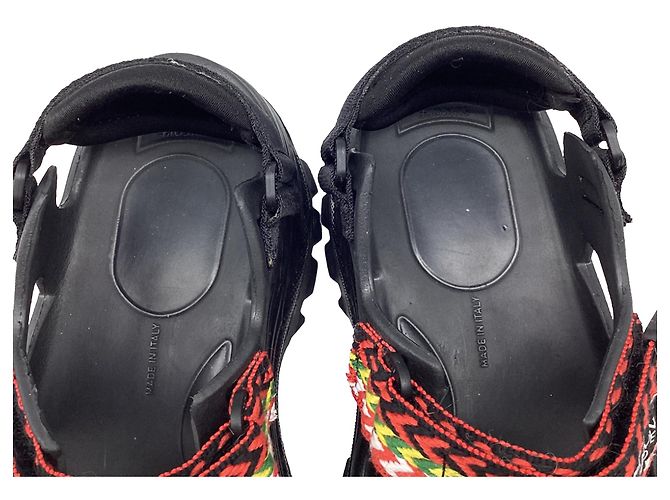 Sandali Lanvin x Suicoke Wake Curb in gomma nera Nero - vista 9