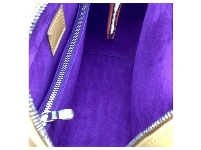 Borsa Louis Vuitton Pont-Neuf PM in pelle Epi gialla Giallo - vista 9