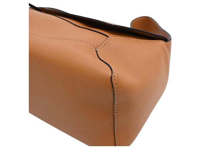Loewe Puzzle Hobo in pelle di vitello Tan Marrone Rosso - vista 17