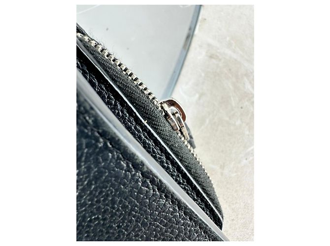 Saint Laurent Rive Gauche Zip Around Compact Wallet aus schwarzem Leder - Ansicht 21