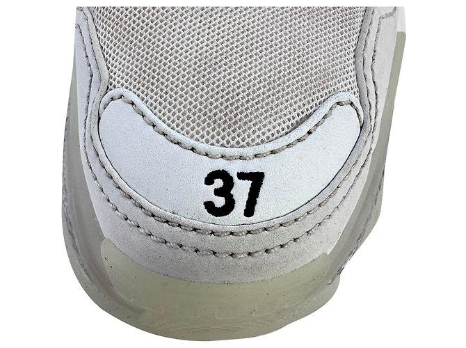 Baskets Balenciaga Triple S semelle transparente en polyester blanc Écru - vue 10