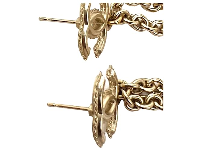 Orecchini Chanel Gold Chain Logo Dangle CC D'oro Metallico - vista 3