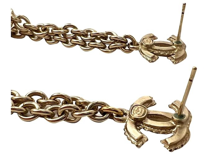 Orecchini Chanel Gold Chain Logo Dangle CC D'oro Metallico - vista 8