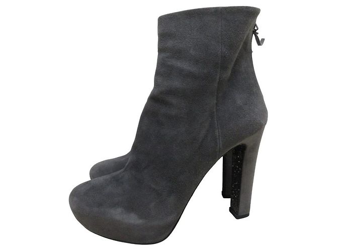 Stivaletti con platform in scamosciato Miu Miu Marrone - vista 2