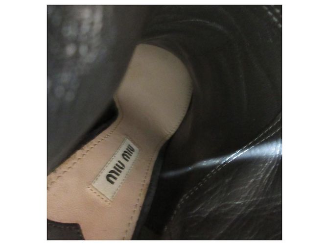 Stivaletti con platform in scamosciato Miu Miu Marrone - vista 8