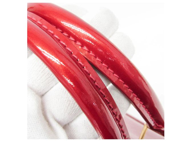 Louis Vuitton Alma Monogram Vernis GM Rosso - vista 5