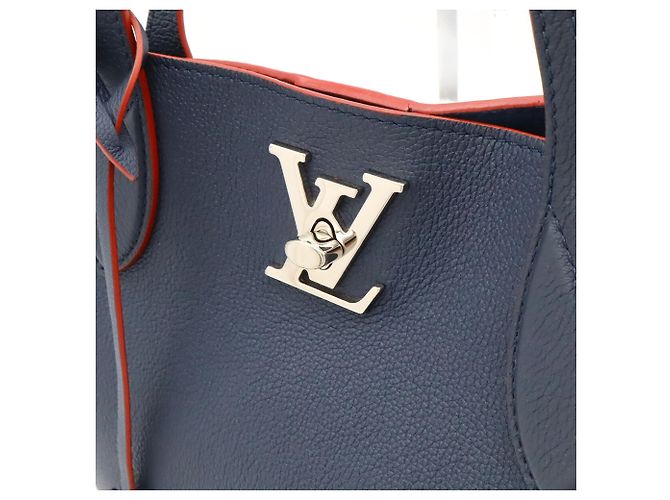Borsa Tote Louis Vuitton Lockme Go Rosso Blu navy - vista 8
