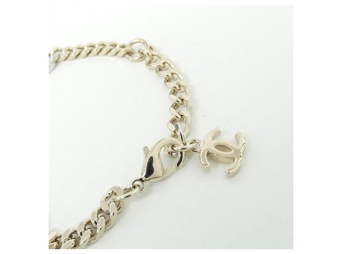 Bracciale Charm Chanel AB6442 Argento D'oro - vista 4