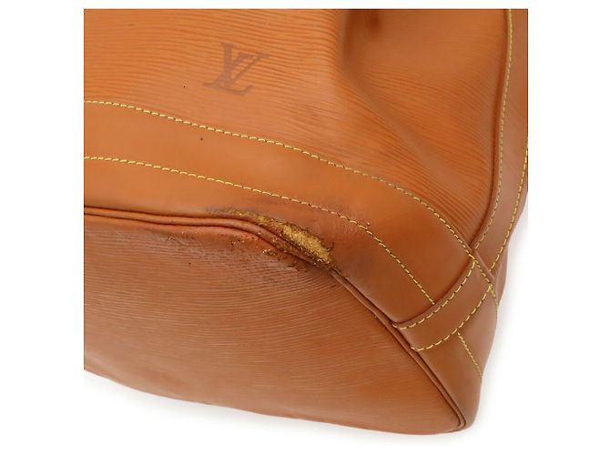 Borsa a Spalla Louis Vuitton Epi Noe D'oro Cammello - vista 4