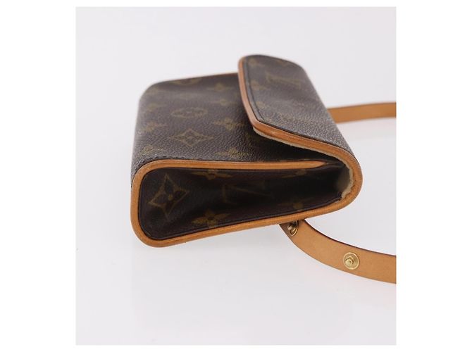 Louis Vuitton Florentine Waist Monogram Canvas medium Marrone - vista 3