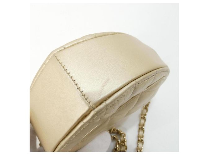 Borsa a tracolla Chanel AP2784 in agnello dorato D'oro - vista 3