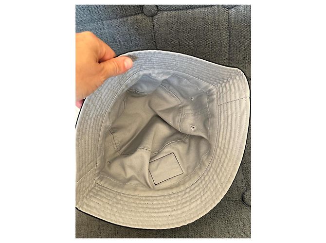 Chanel Sombrero bucket de algodón negro Gris - vista 4