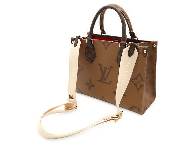 Borsa Louis Vuitton Monogram OnTheGo PM Marrone chiaro Marrone scuro - vista 3