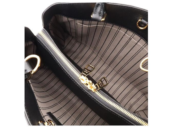 Borsa Louis Vuitton Monogram Empreinte Montaigne MM Nero - vista 9