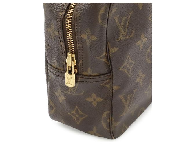 Louis Vuitton Monogram Trousse Toilette 28 Clutch Marrone - vista 7