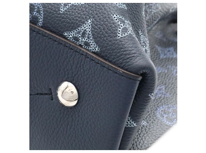 Borsa Tote Louis Vuitton Monogram Mahina Mulia Flight Mode Blu Blu navy - vista 4