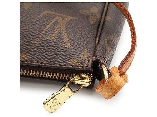 Borsa a mano Pochette Accessoires Monogram Louis Vuitton Marrone - vista 6