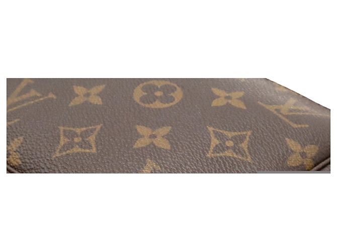 Borsa a mano Pochette Accessoires Monogram Louis Vuitton Marrone - vista 4