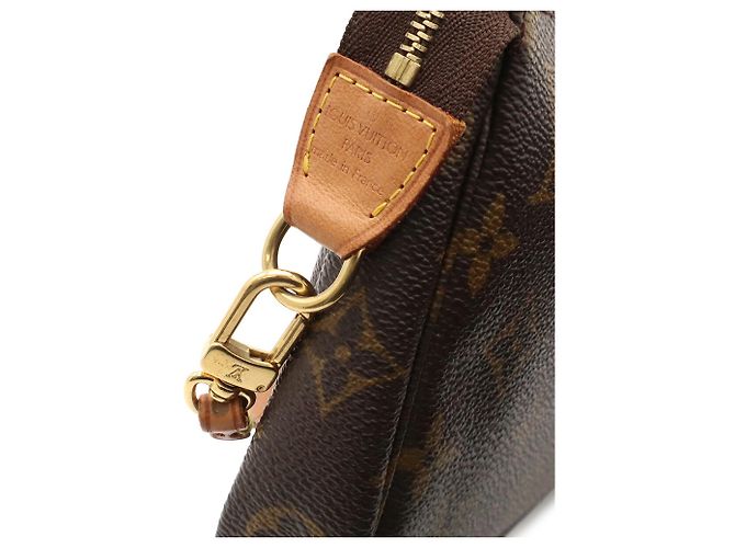 Borsa a mano Pochette Accessoires Monogram Louis Vuitton Marrone - vista 7