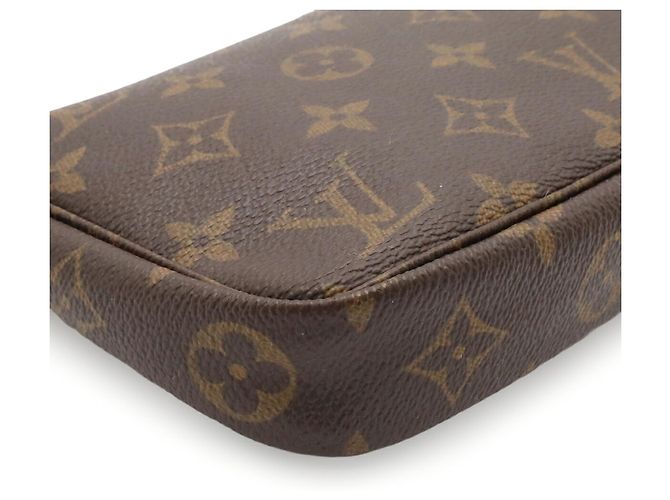 Borsa a mano Pochette Accessoires Monogram Louis Vuitton Marrone - vista 4