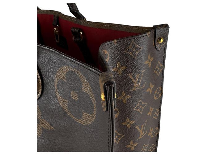 Borsa Louis Vuitton Monogram Reverse OnTheGo GM Marrone Monogramma - vista 6