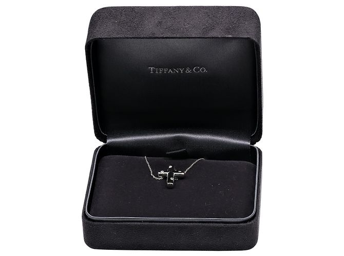 Pingente Cruz Tiffany & Co. em Platina e Diamantes Small Prata - vista 7