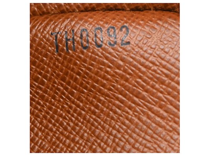 Louis Vuitton Amazone Monogram MM Marrone - vista 5
