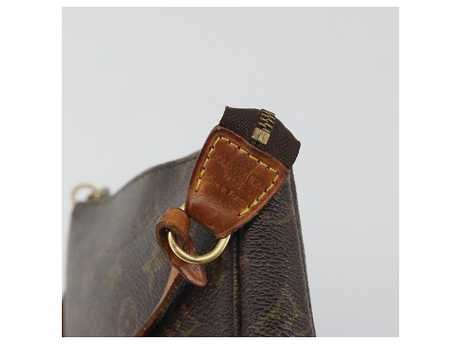Louis Vuitton Pochette Accessoires Monogram Large Marrone - vista 6