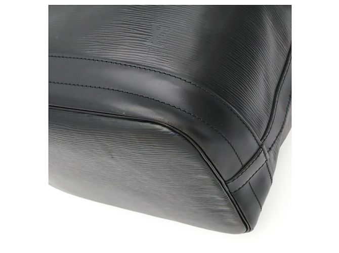 Borsa a Spalla Louis Vuitton Epi Noe Nero - vista 4