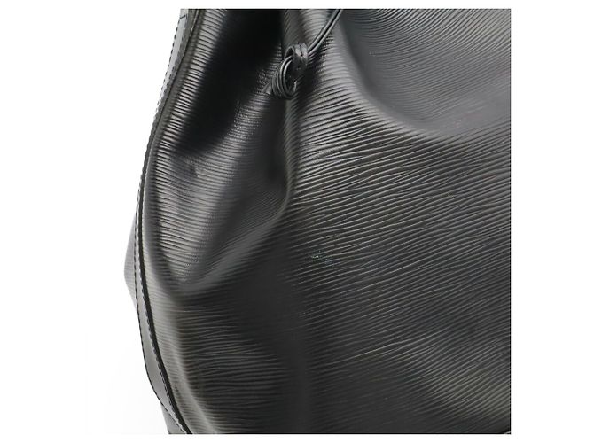 Borsa a Spalla Louis Vuitton Epi Noe Nero - vista 9
