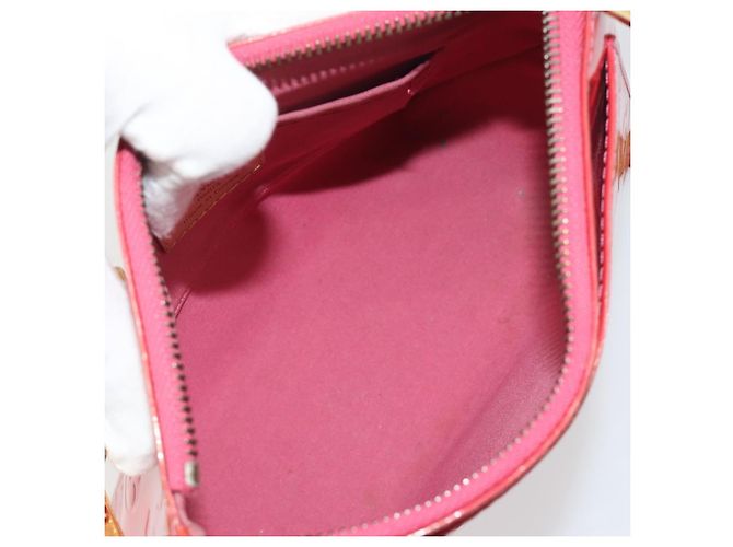 Louis Vuitton Minna Street Monogram Vernis Rosa - vista 5