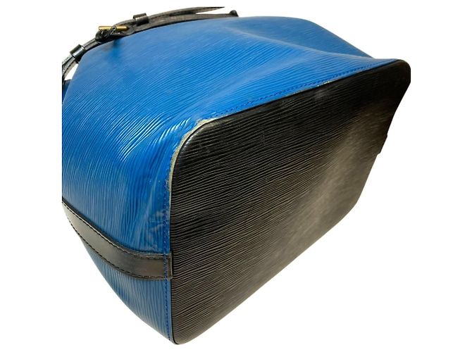 Noe Borsa a Spalla Louis Vuitton Petit Noé Nero Blu - vista 5