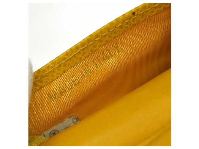 Portacellulare Chanel Vintage CC Caviar Giallo - vista 4