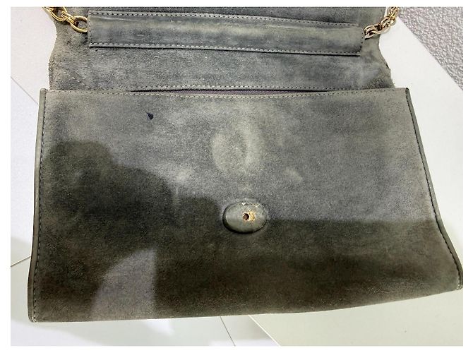 Chanel Borsa a tracolla in scamosciato grigio con fiocco nero e catena dorata D'oro - vista 13
