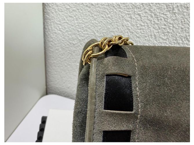 Chanel Borsa a tracolla in scamosciato grigio con fiocco nero e catena dorata D'oro - vista 4
