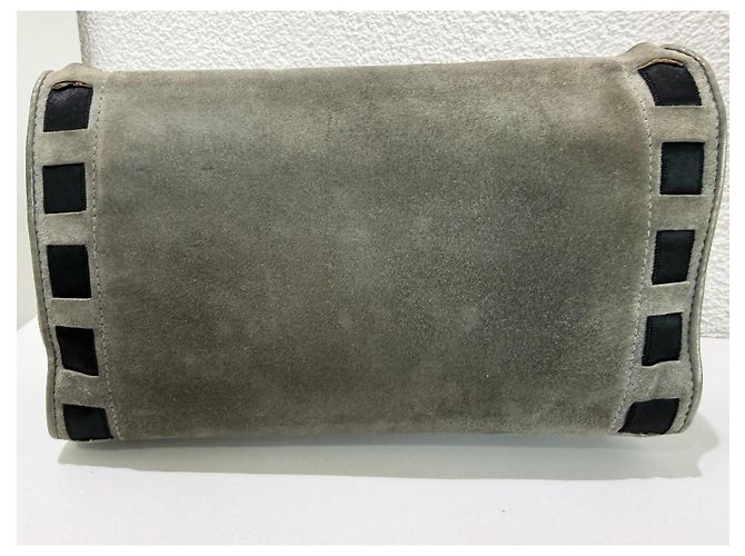 Chanel Borsa a tracolla in scamosciato grigio con fiocco nero e catena dorata D'oro - vista 5