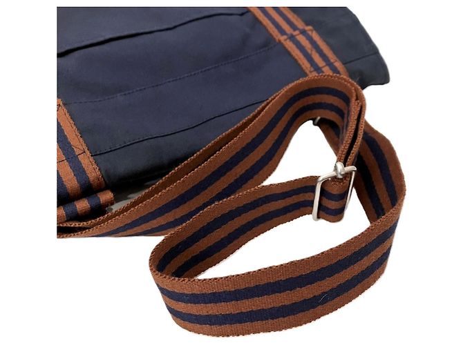 Hermès Borsa Tote Hermes Fourre-Tout Bassas MM Blu navy - vista 8