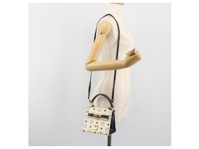 Borsa MCM Vicetos Logogram PVC Pelle 2way White Gold Auth 193908 Bianco D'oro - vista 24