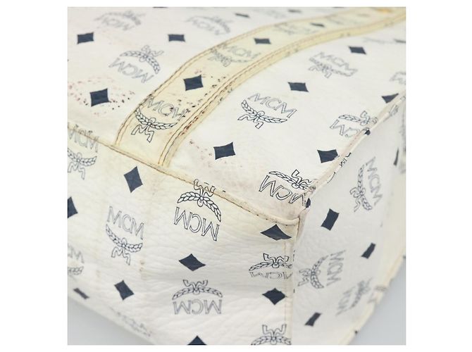 Bolsa Tote MCM Vicetos em PVC e couro branco com detalhes em tom dourado Auth gh2274 - vista 12