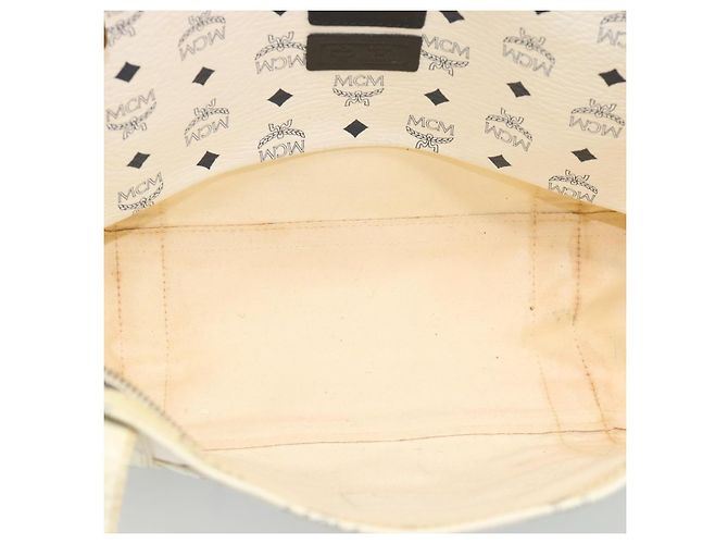 Bolsa Tote MCM Vicetos em PVC e couro branco com detalhes em tom dourado Auth gh2274 - vista 16