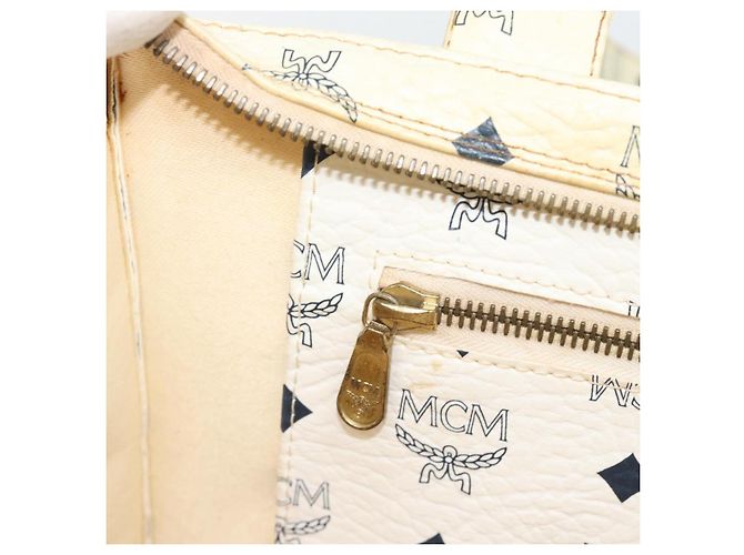 Bolsa Tote MCM Vicetos em PVC e couro branco com detalhes em tom dourado Auth gh2274 - vista 19
