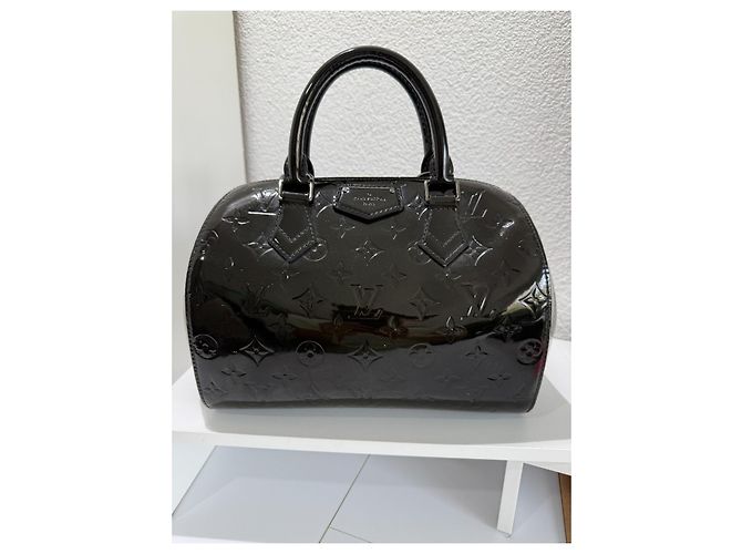Louis Vuitton Vernes Montana Magnetique Black Patent Nero Silver hardware - vista 2