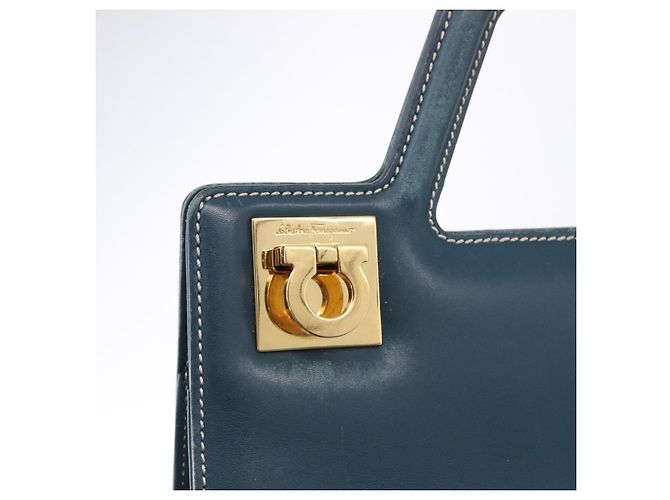 Borsa Salvatore Ferragamo Gancini in pelle blu e oro Auth bs36361 D'oro - vista 14
