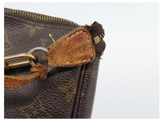 LOUIS VUITTON Monogram Pochette Accessoires Pochette M51980 LV Auth 195168 Monogramma - vista 20