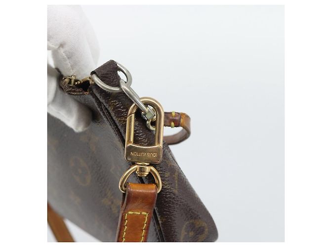 LOUIS VUITTON Monogram Pochette Accessoires Pochette M51980 LV Auth 195168 Monogramma - vista 22